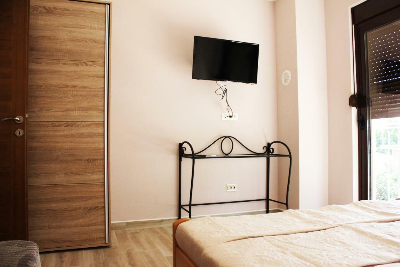 Ðenovići Mimoza Apartments מראה חיצוני תמונה