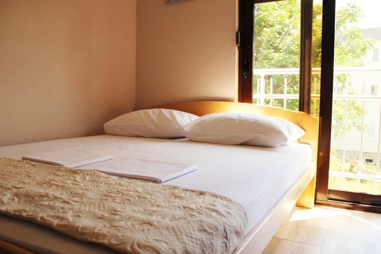 Ðenovići Mimoza Apartments מראה חיצוני תמונה